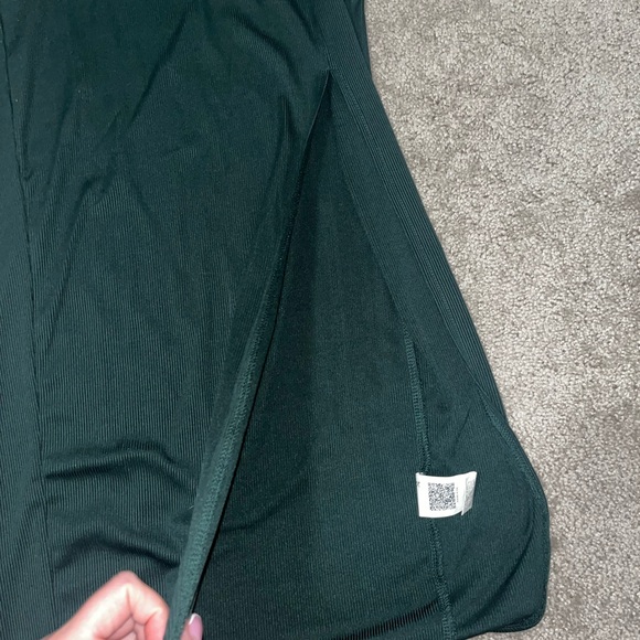 Dark Green Two-Piece Set - Picture 4 of 7